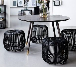 Spisebord med karakter 25 middagsborde i moderne design